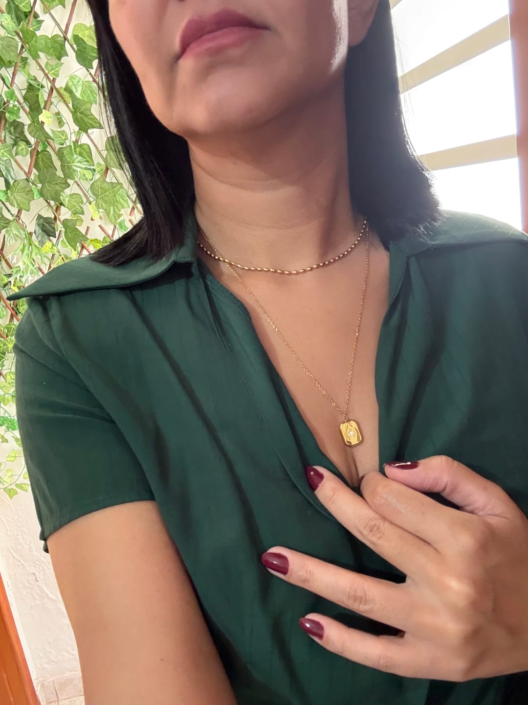 Customer photo review of Colar Duplo Santorini Banhado em Ouro 18k