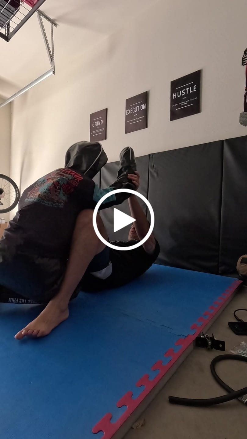 Customer video review of Adults Essential BJJ Grappling Dummy – 5'7" (170 cm), Unfilled