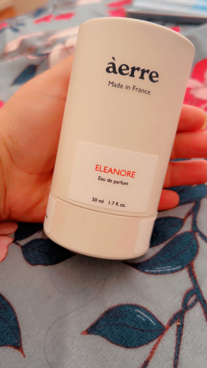 Customer photo review of Eleanore