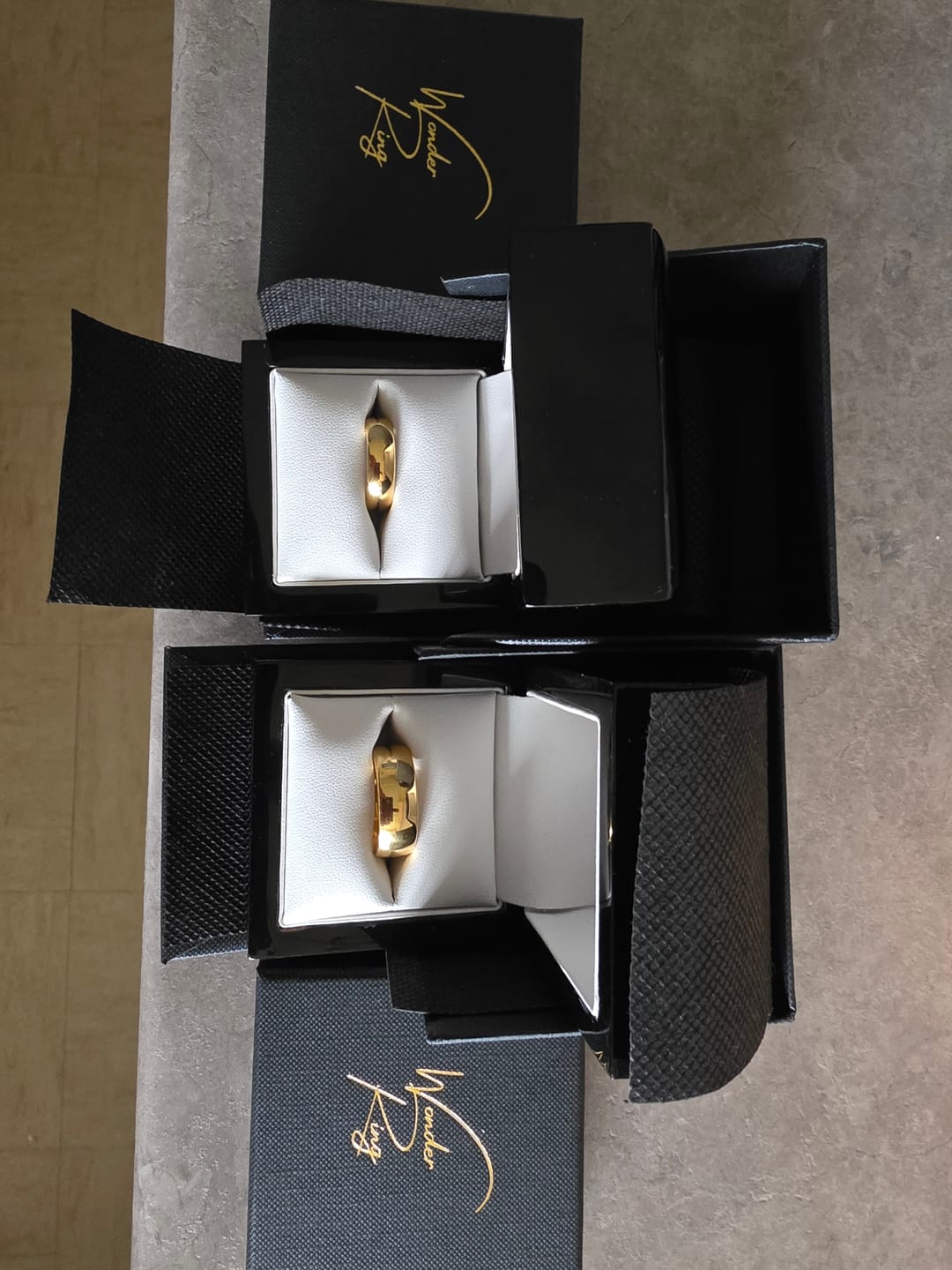 Customer photo review of Gold 6mm Wonder Ring