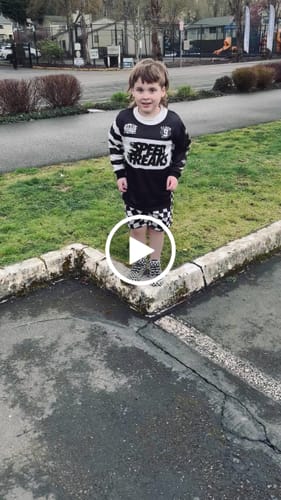 Customer video review of SK8TR Hi-Top in Venice (PREORDER)