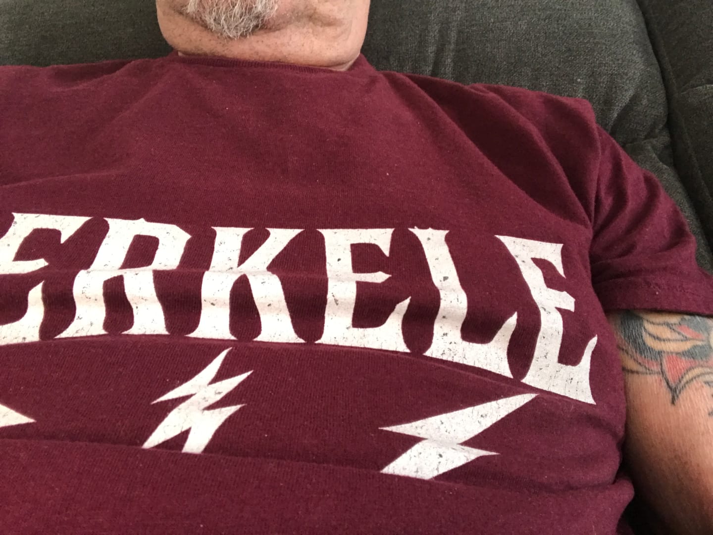 Customer photo review of PERKELE – T-shirt med blixtar - Vintage