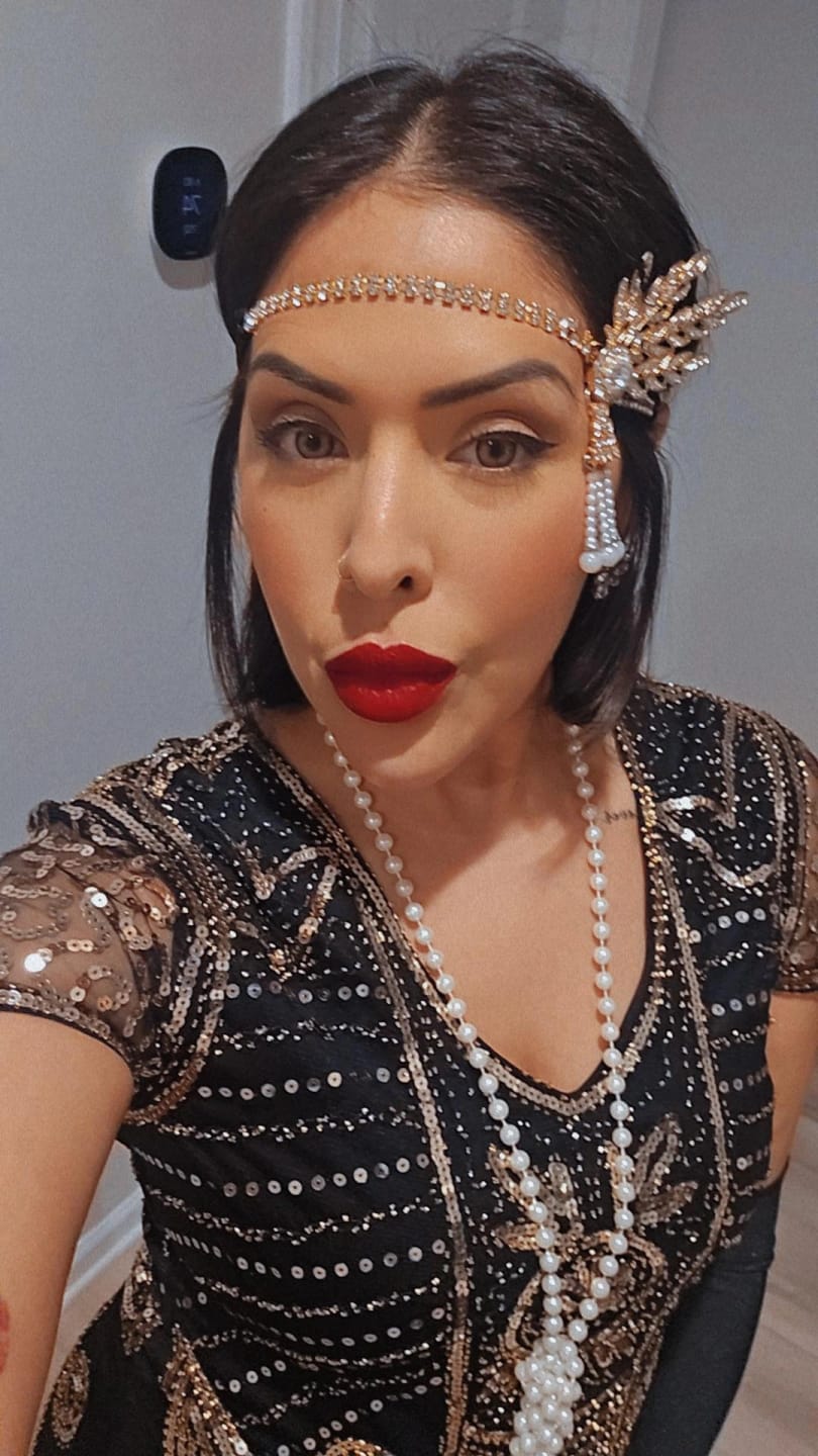 Customer photo review of Gold Rhinestone & Pearl Gatsby Headpiece