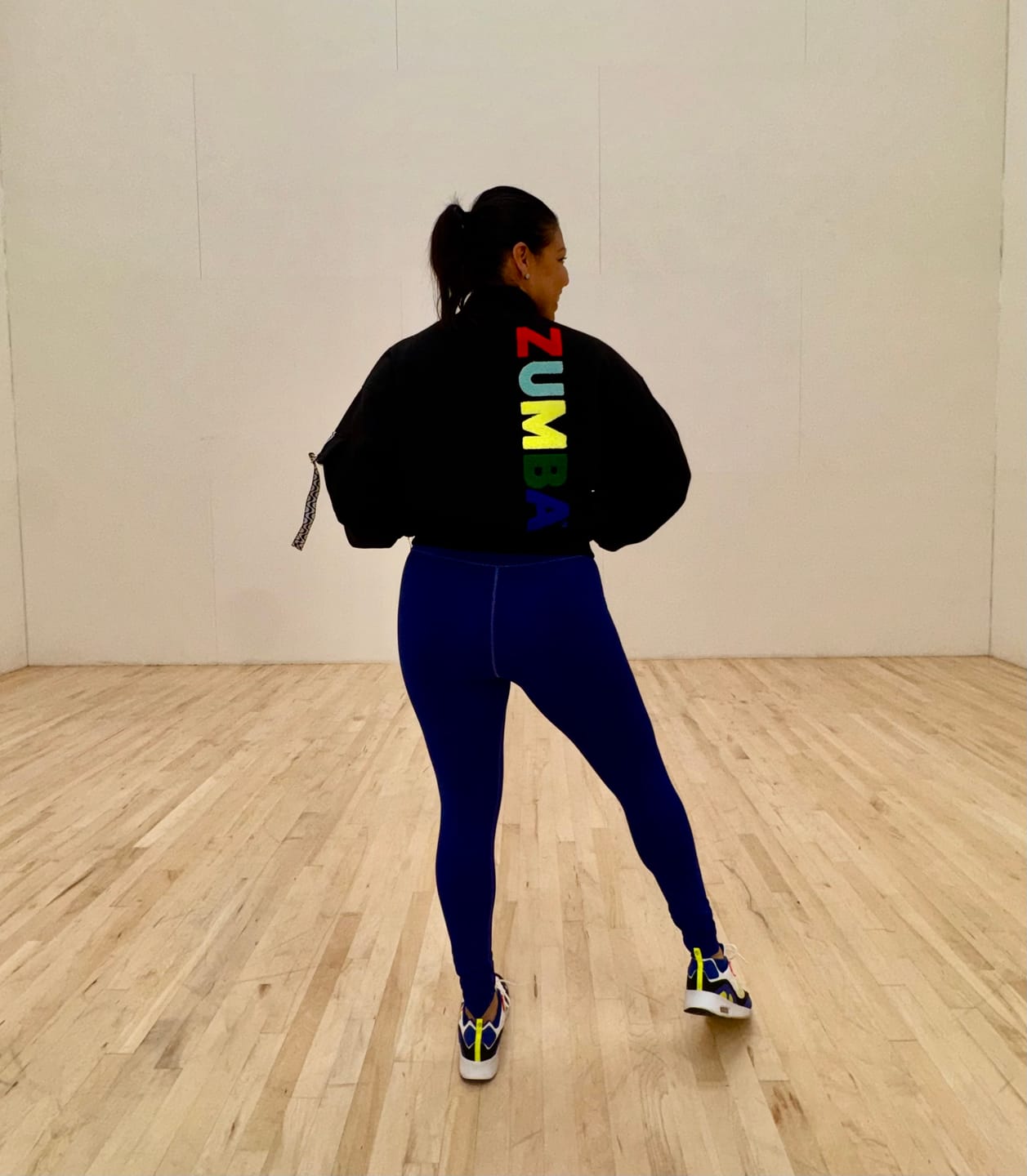 Customer photo review of Latin Movement Drop Shoulder Zip-Up Jacket