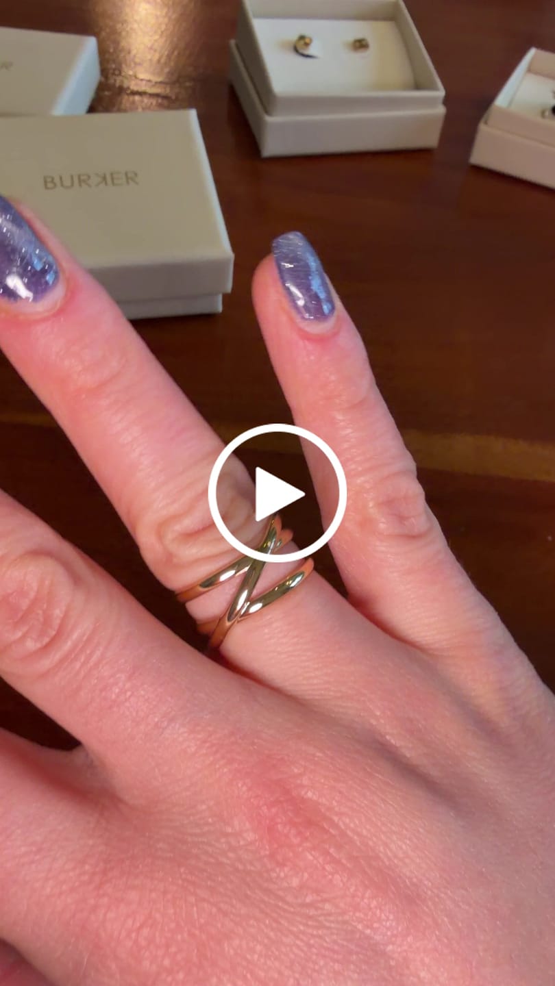 Customer video review of Eliza Ring