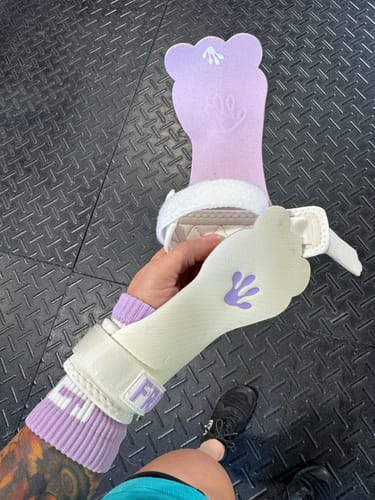 Customer photo review of FROG GRIPS® ELITE OG FINGERLESS - Lavender