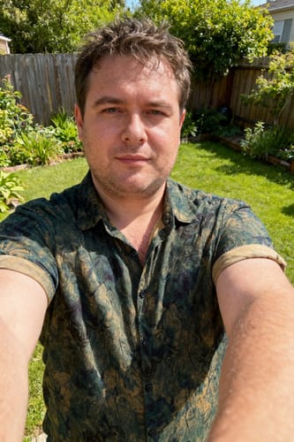 Customer photo review of Chemise Homme Rayonne Verte Imprimé Roses Vintage Manches Courtes