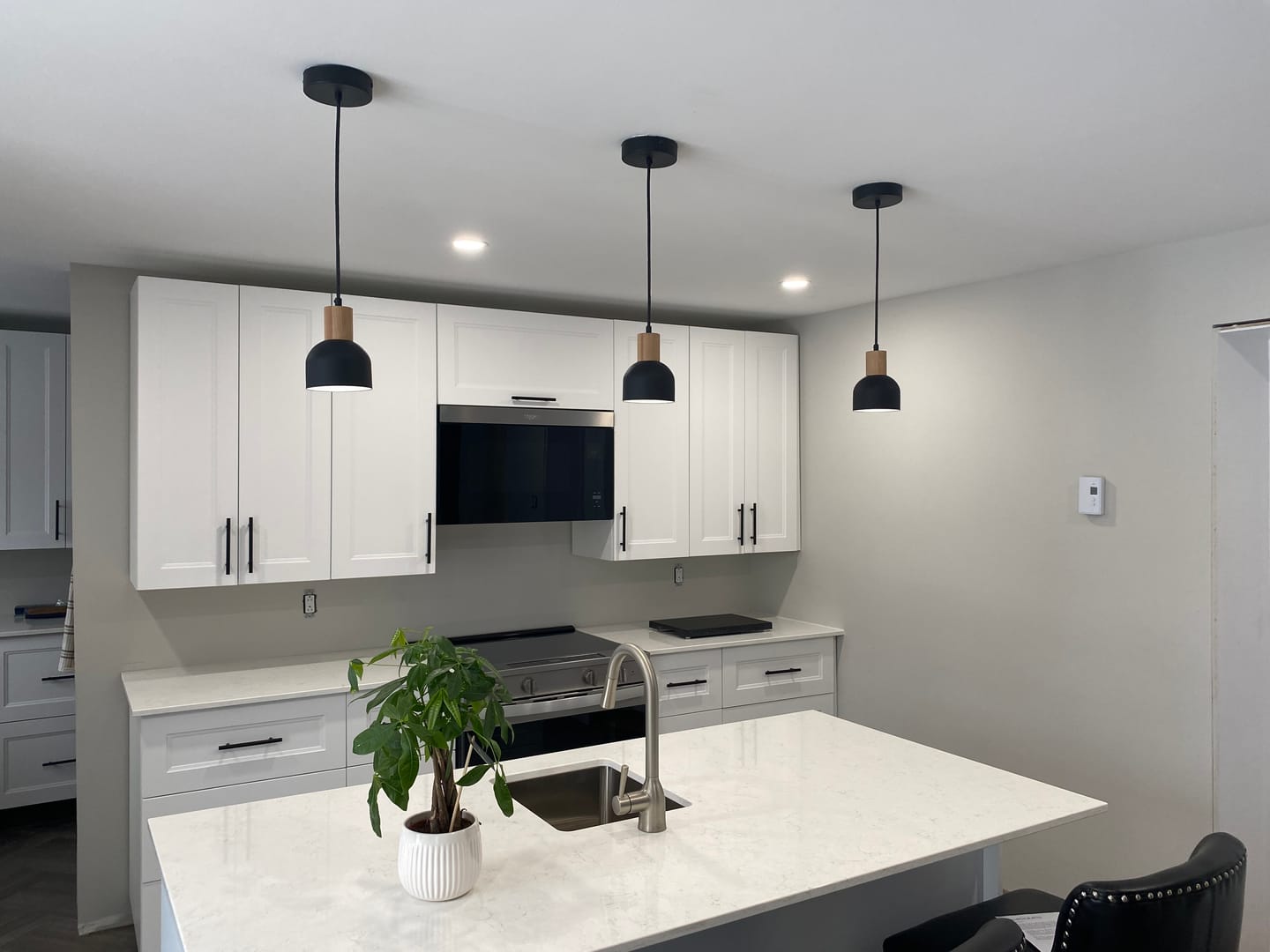 Customer photo review of Cairo Mid-Century Modern Pendant Ceiling Light for Kitchen Island, Dining Room & Statement Interior Lighting