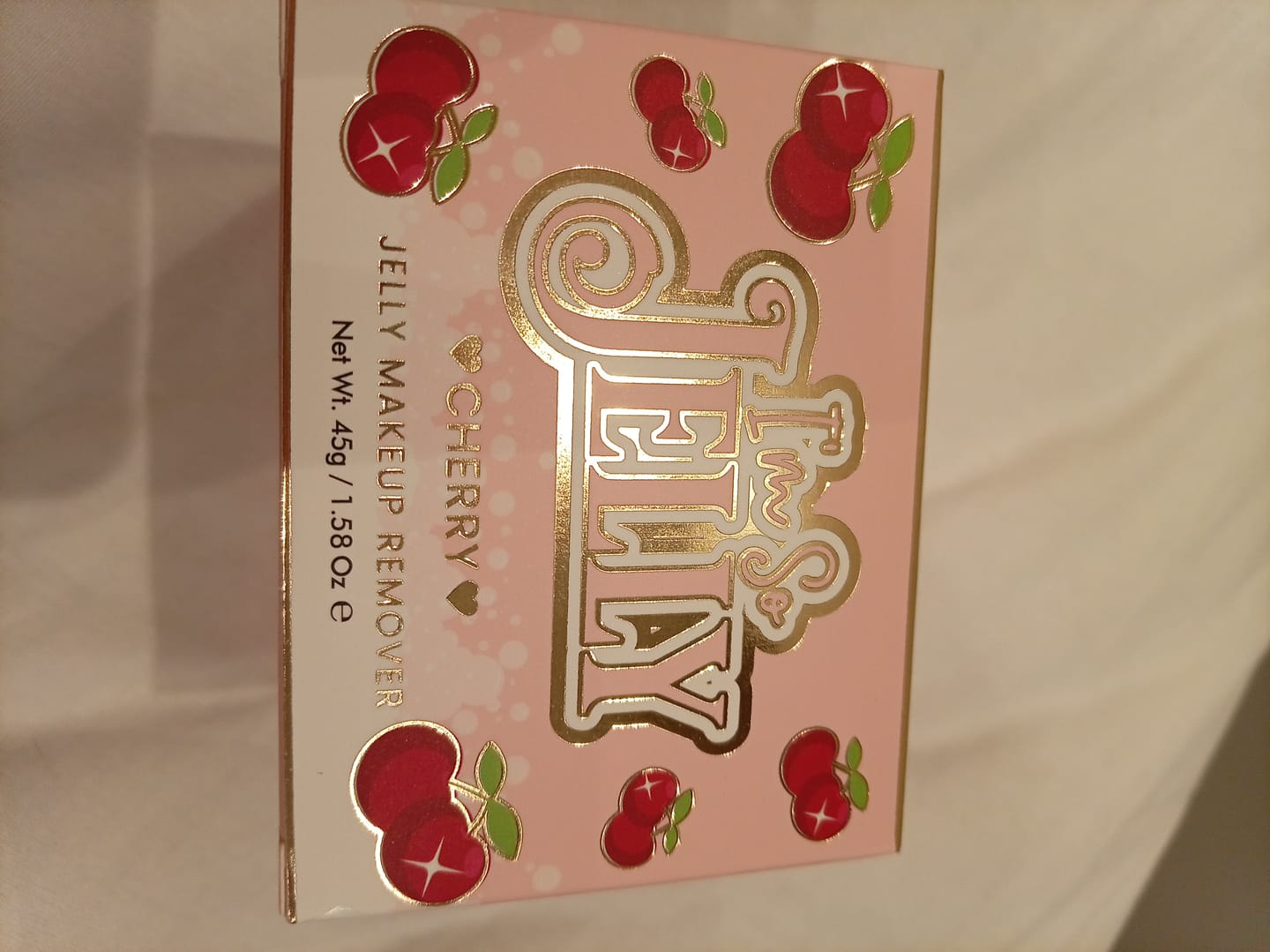 Customer photo review of P. Louise I'm So Jelly Makeup Remover