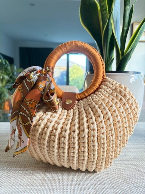 Customer photo review of CrochetPark™ Shell crochet Handbag DIY Kit