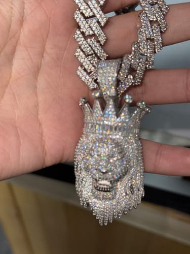 Customer photo review of GL Rapper Rock Moissanite Silver custom lion head pendant