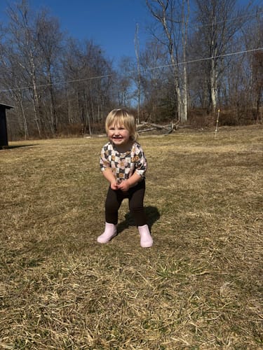 Customer photo review of CHELSEA YOUTH RAIN BOOTS LIGHT PINK