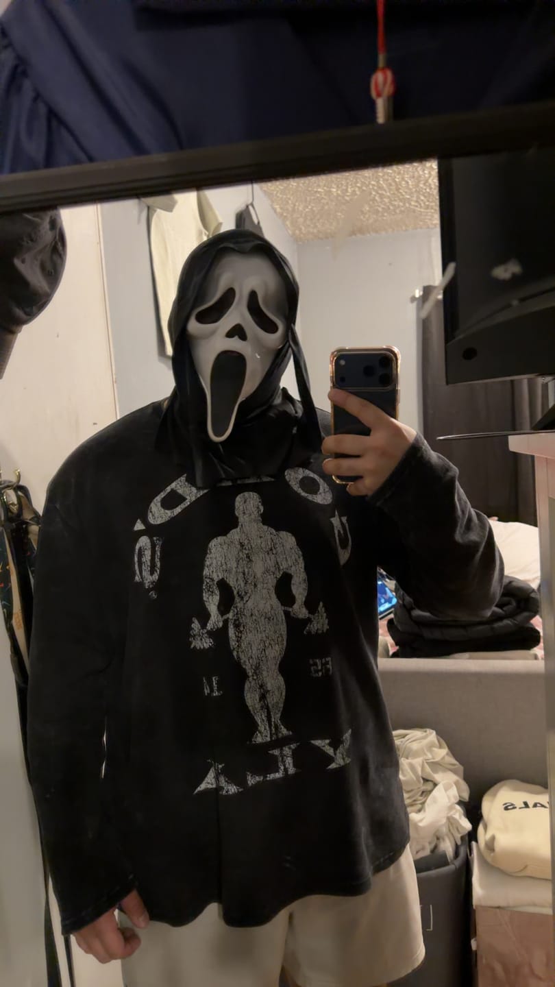 Customer photo review of 8047 - Gold's Gym Thermal Longsleeves