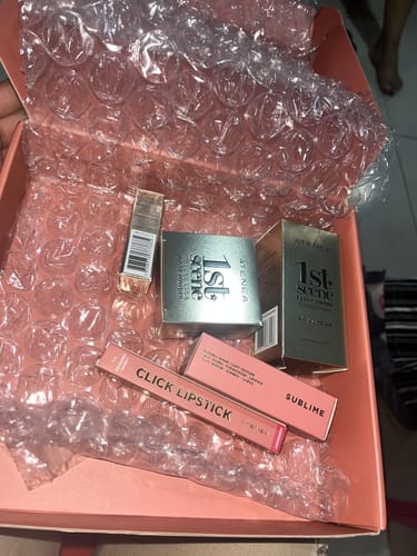 Customer photo review of CORRECTOR LÍQUIDO 1ST SCENE TRAVEL SIZE