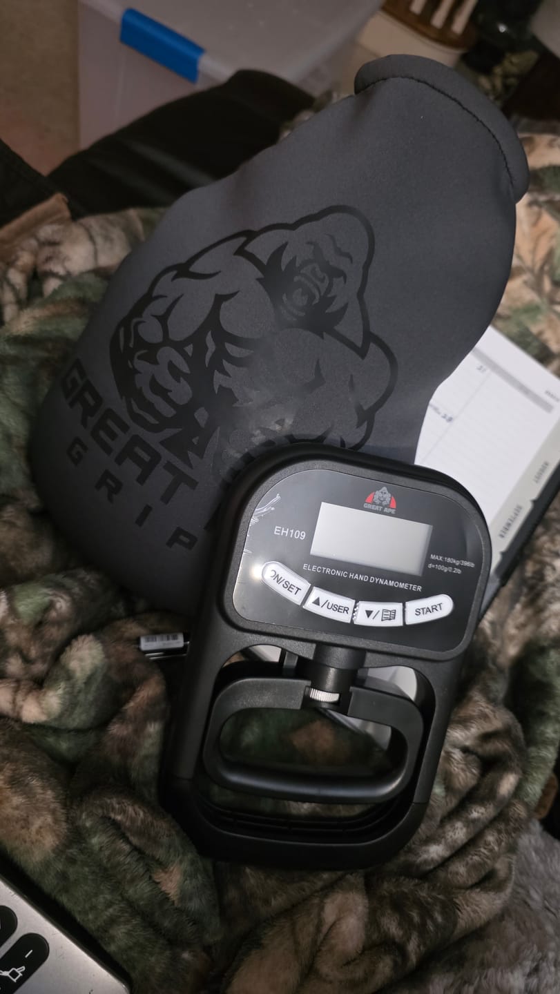 Customer photo review of GREAT APE GRIPS PRO