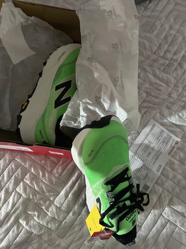 Customer photo review of New Balance Fresh Foam X Hierro v9 Hombre Electric Jade Black