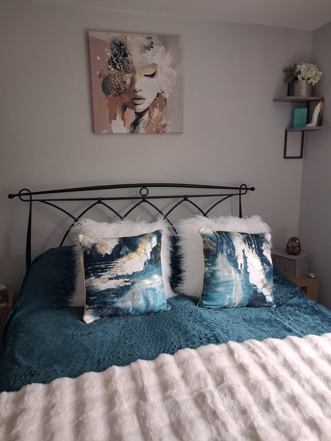 Customer photo review of Ellie Bloom Square Canvas Print