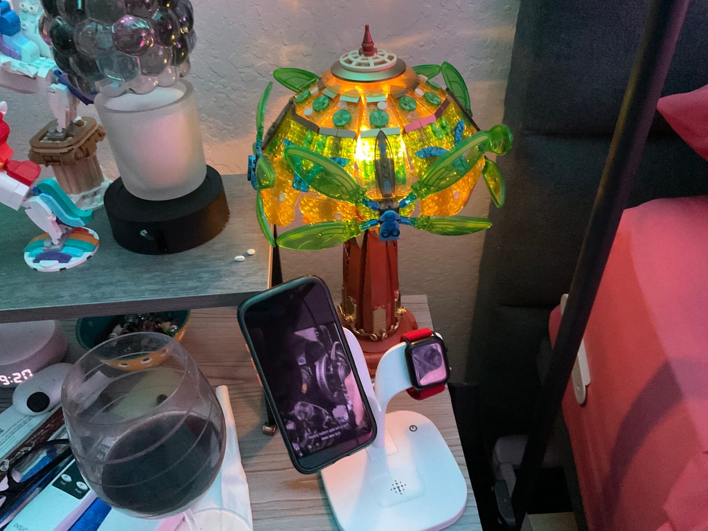 Customer photo review of Pantasy Stained Glass Table Lamp 85042