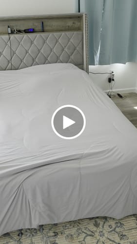 Customer video review of CloudCool™ Cooling Comforter