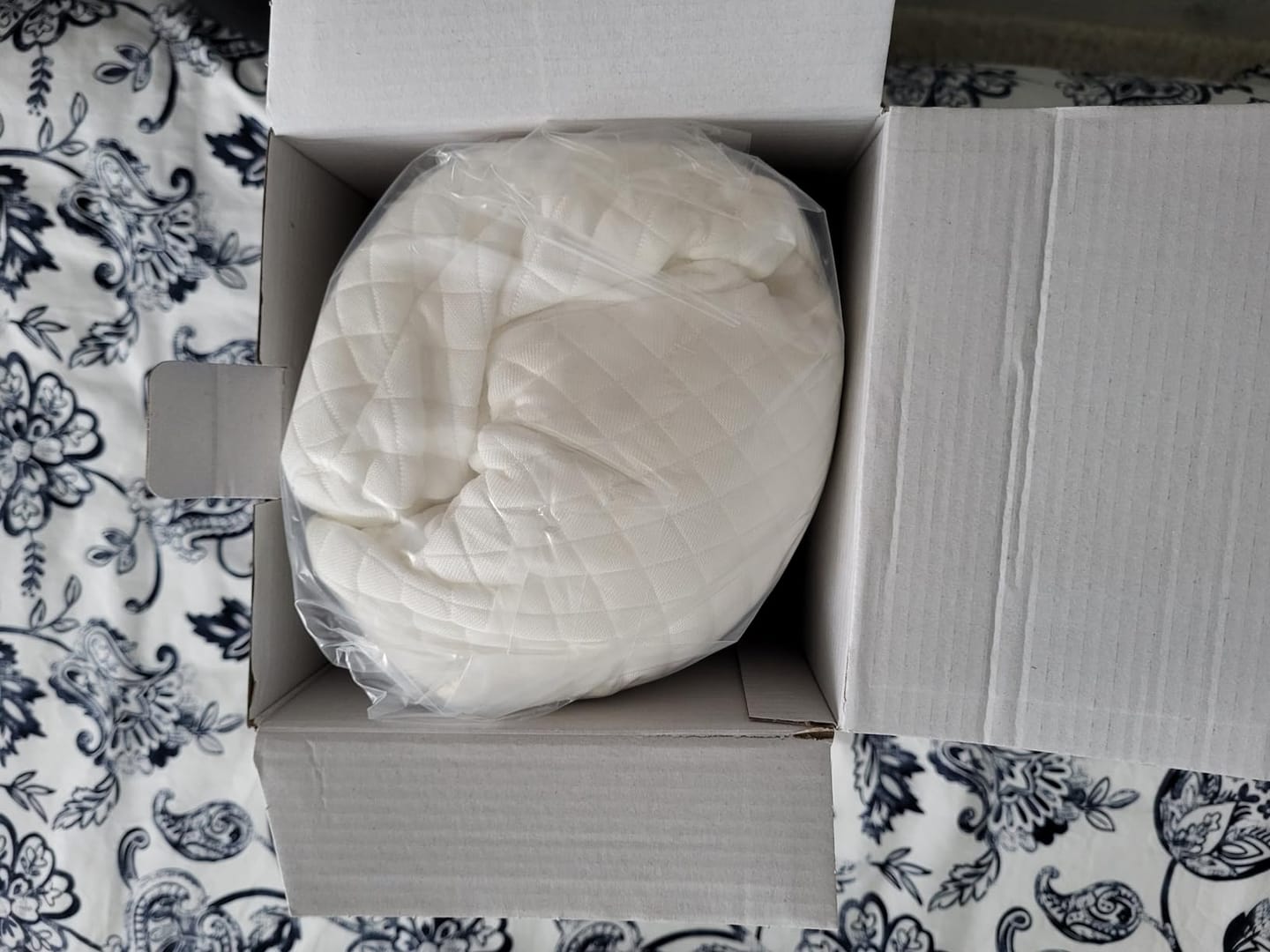 Customer photo review of Almohada Cervical Anti Ronquidos + Funda Almohada Gratis Regalo
