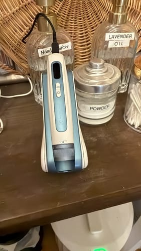 Customer photo review of Dr. Pen Hydra H5 Microneedling BB Glow Pen – Microcurrent & Serum Infusion for Professional & Home Use