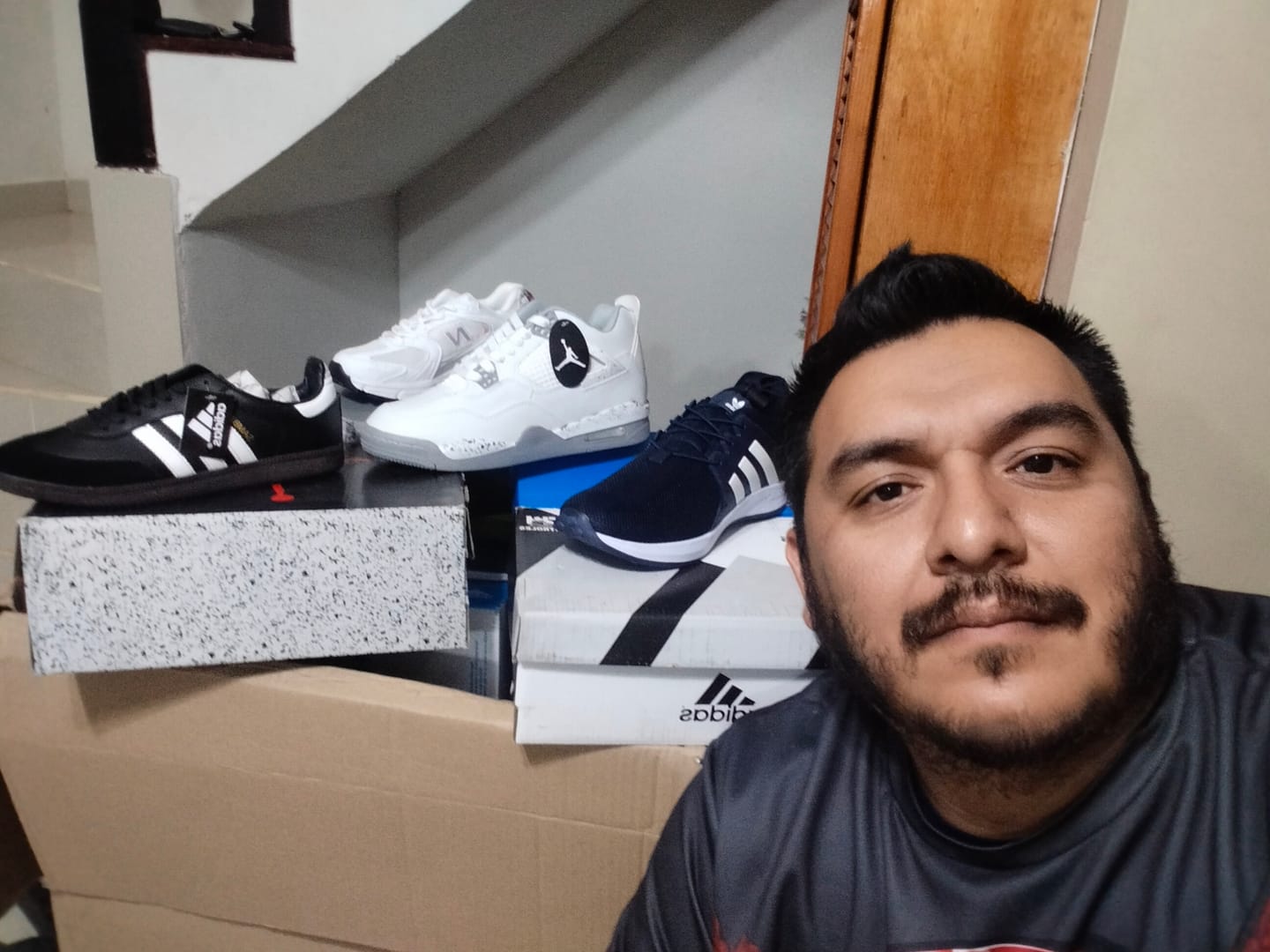 Customer photo review of Tenis 013 Negro Total