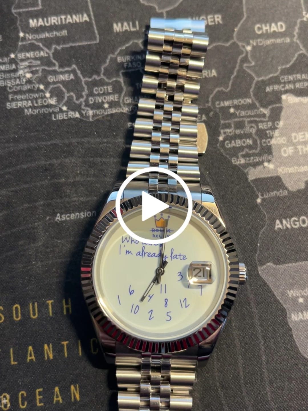 Customer video review of EONDATE MAXI CLASSIC WATCH