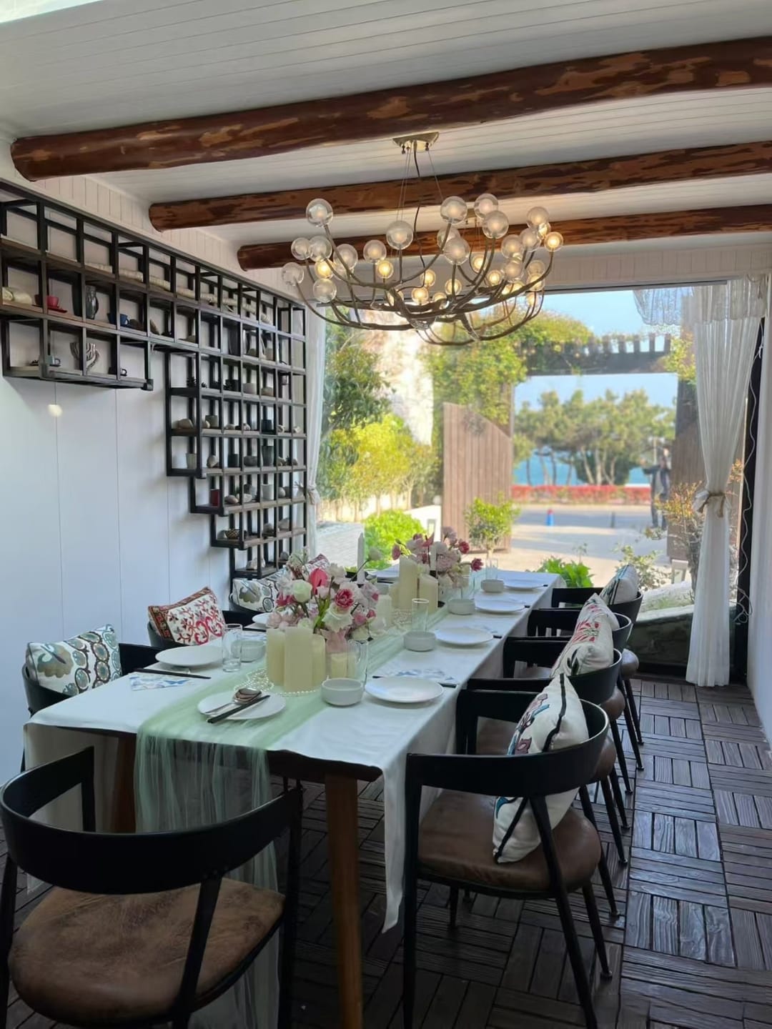 Customer photo review of Rustic Tree Branch Chandelier, Dimmable