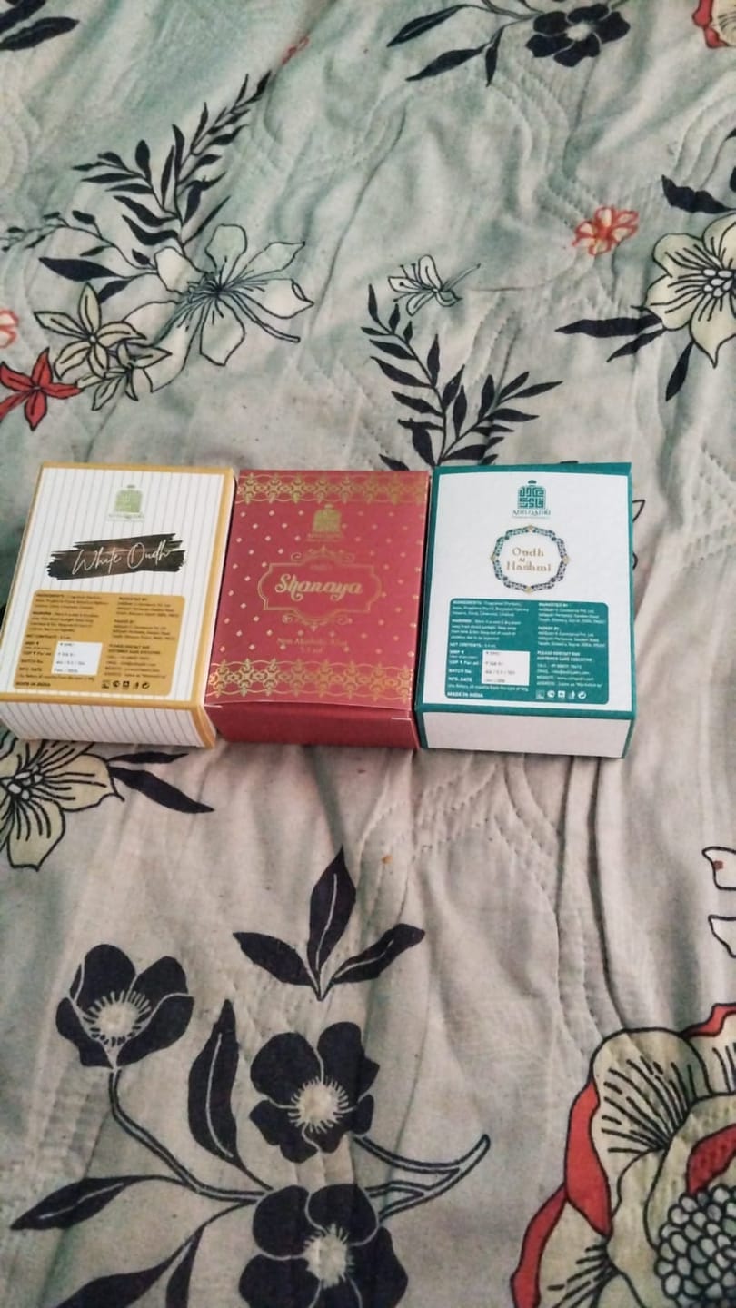 Customer photo review of 3 Pcs Attar Set Shanaya, White Oudh And Oudh Al Hashmi 5.5 Ml Each