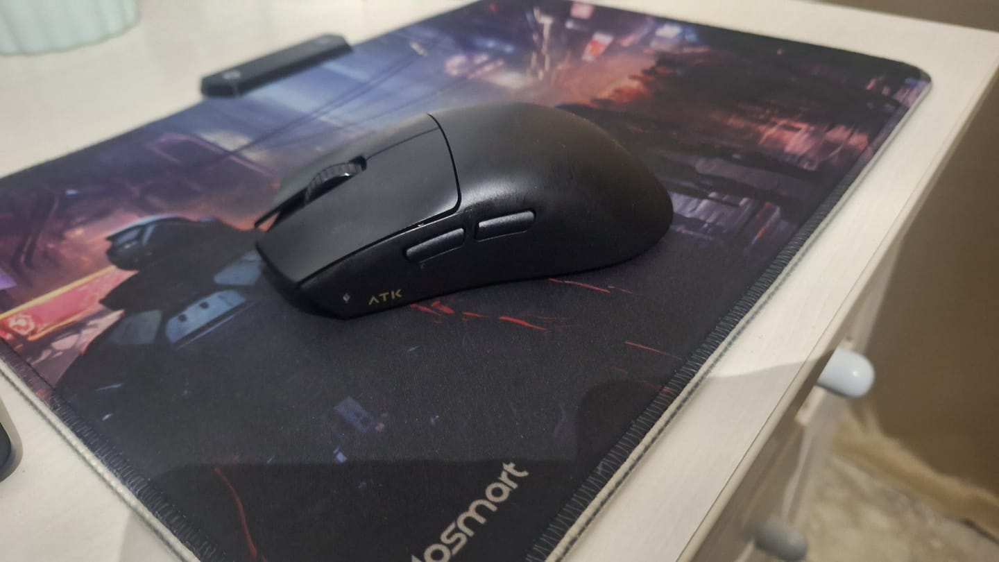 Customer photo review of ATK Blazing Sky X1 Wireless Mouse