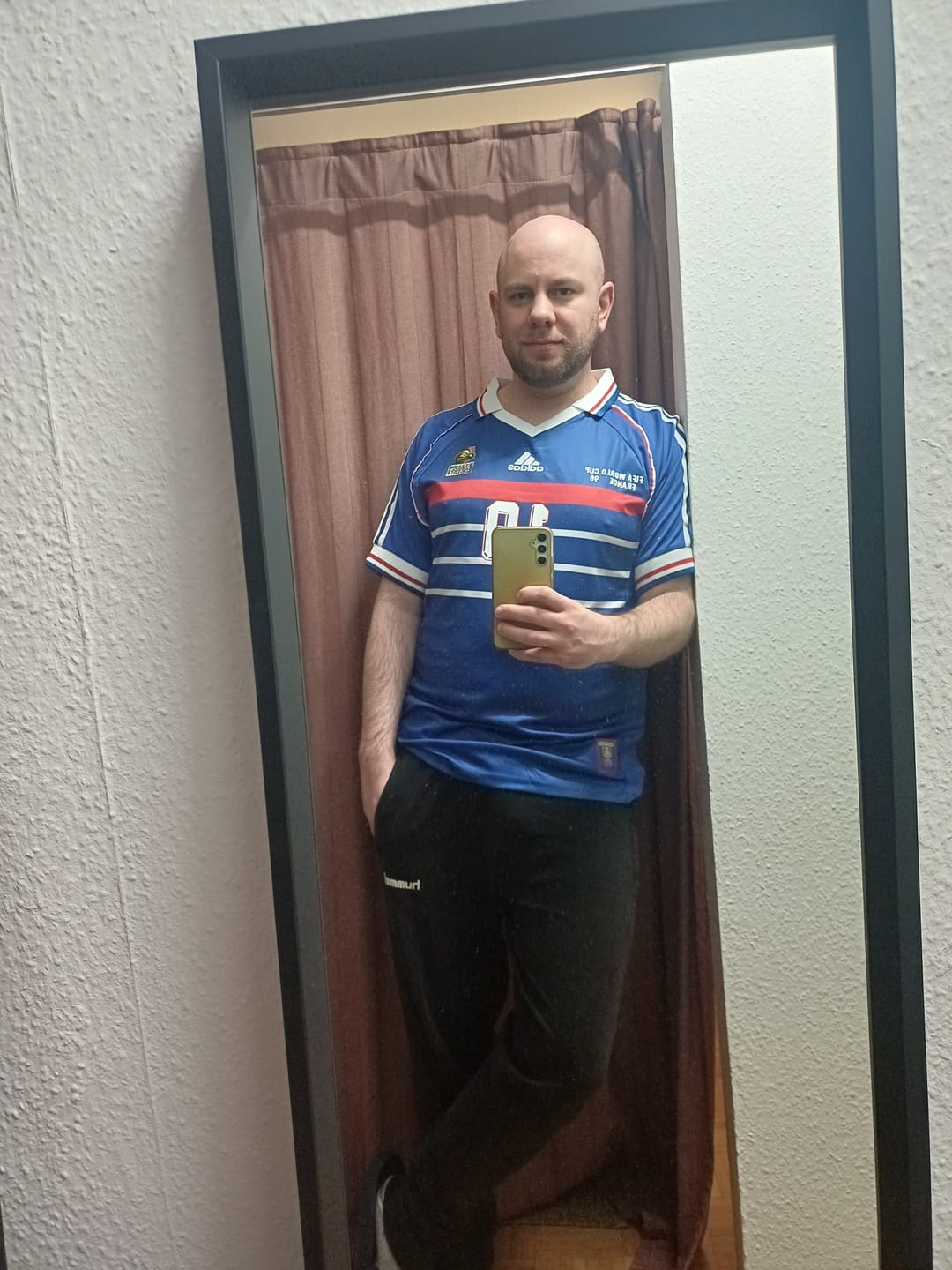 Customer photo review of Zinedine Zidane France 1998 World Cup Retro Football Jersey Maillot Trikot Soccer Shirt