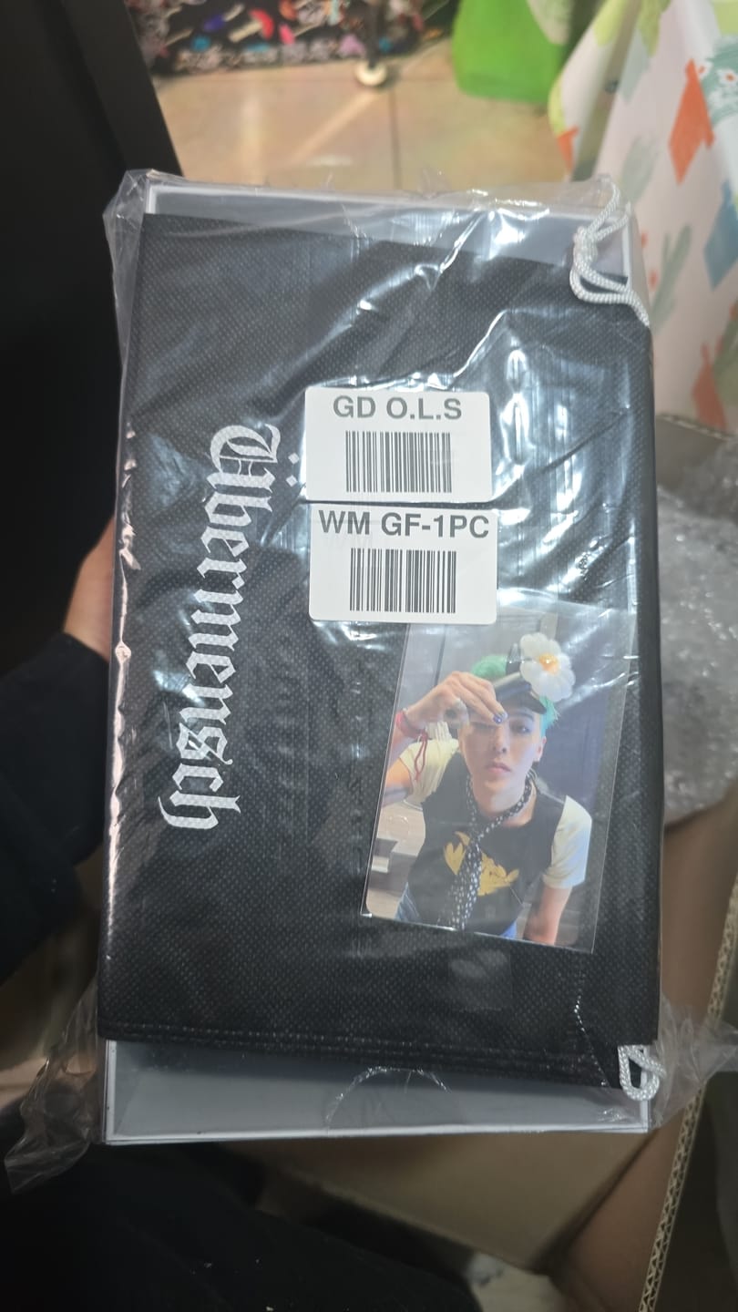 Customer photo review of G-DRAGON - OFFICIAL LIGHT STICK