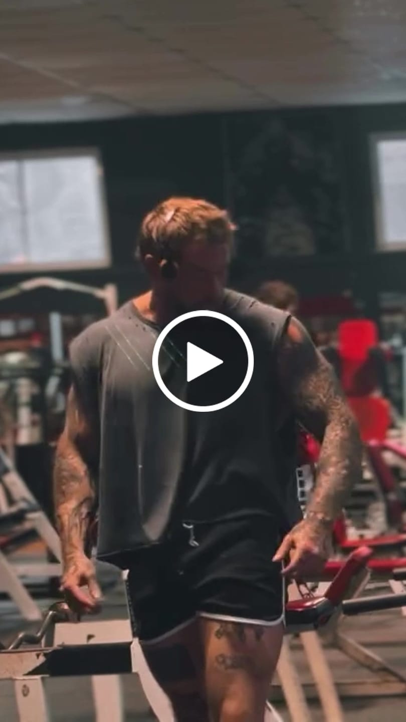 Customer video review of BLACK RETRO SHORTS