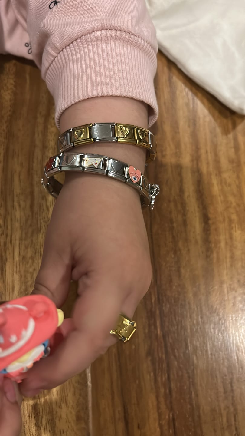 Customer photo review of Charm Colgante