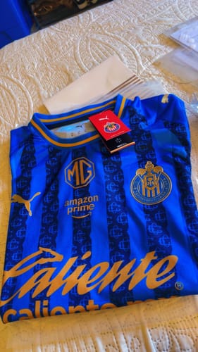 Customer photo review of CHIVAS Tercera 2026