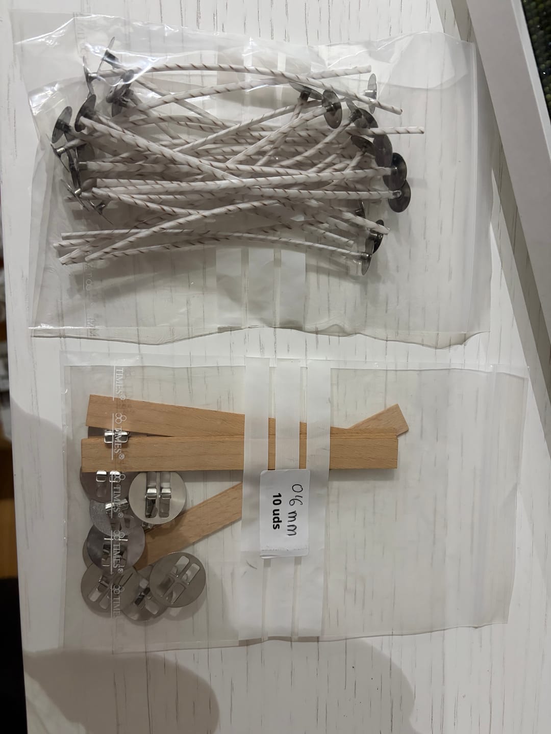 Customer photo review of MECHAS DE MADERA SIMPLE