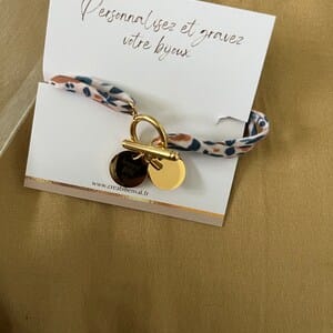 Customer photo review of Bracelet liberty fermoir en T personnalisé médaille gravée