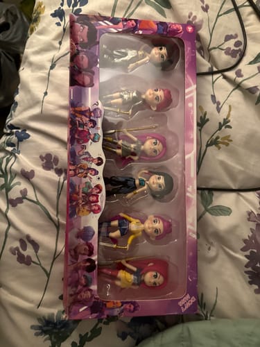 Customer photo review of K-Pop Shadow Hunters Set