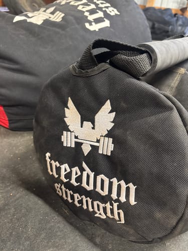 Customer photo review of Strongman throwing bags