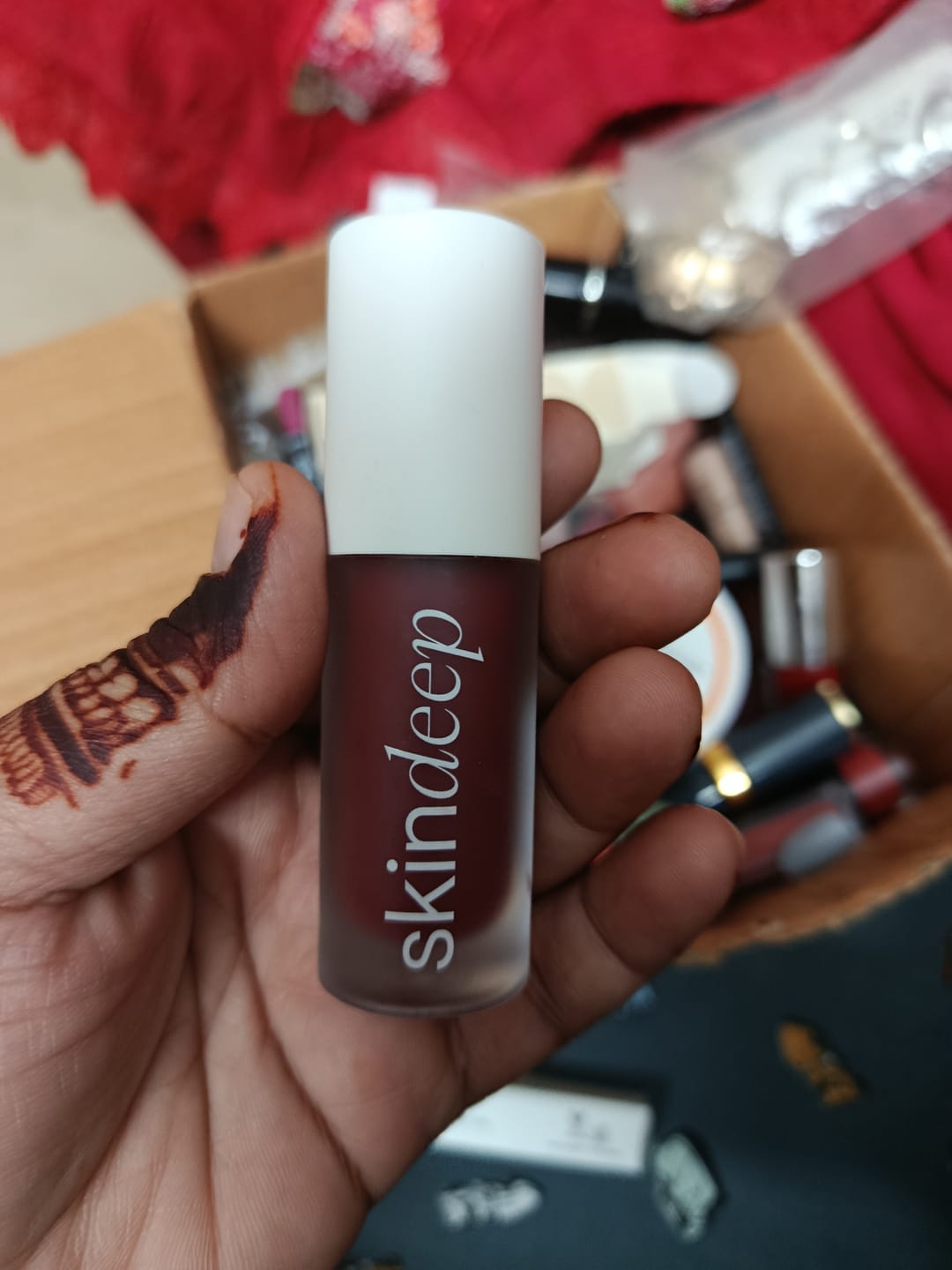Customer photo review of Gloss POP™ - High-Shine Lip Gloss
