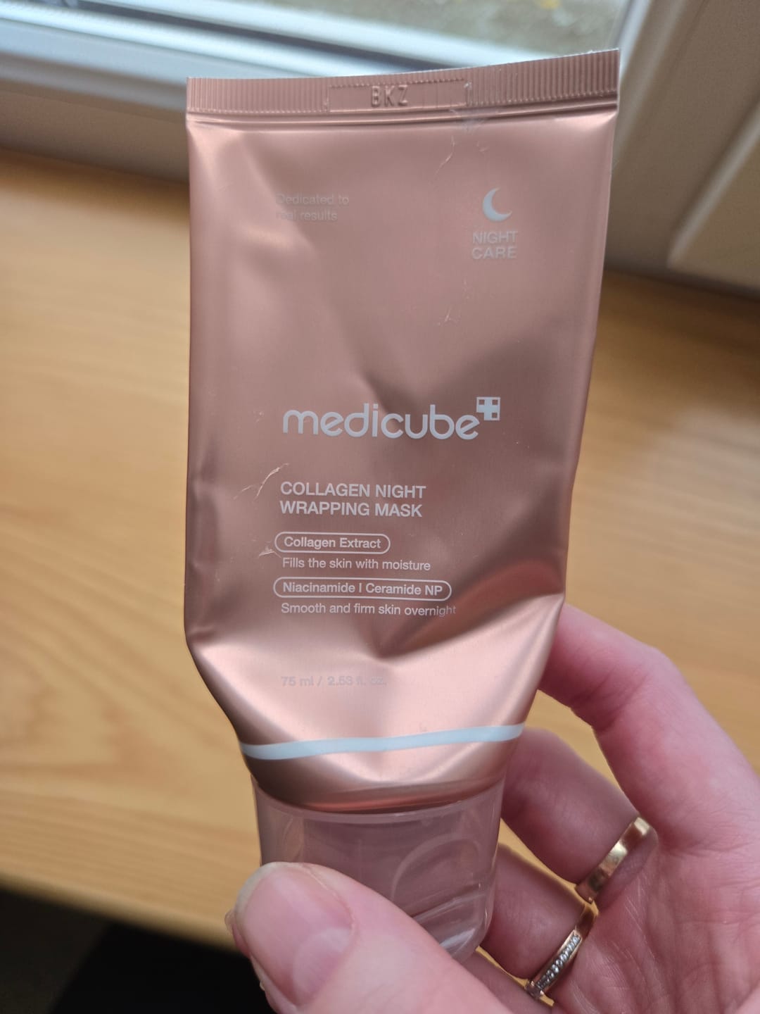 Customer photo review of Nostiprinoša nakts maska sejai Medicube Collagen Night Wrapping Mask