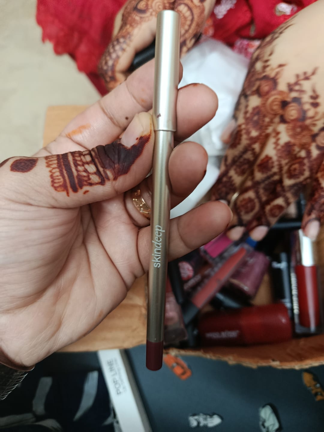 Customer photo review of POP Line™ - Lip Defining Pencil