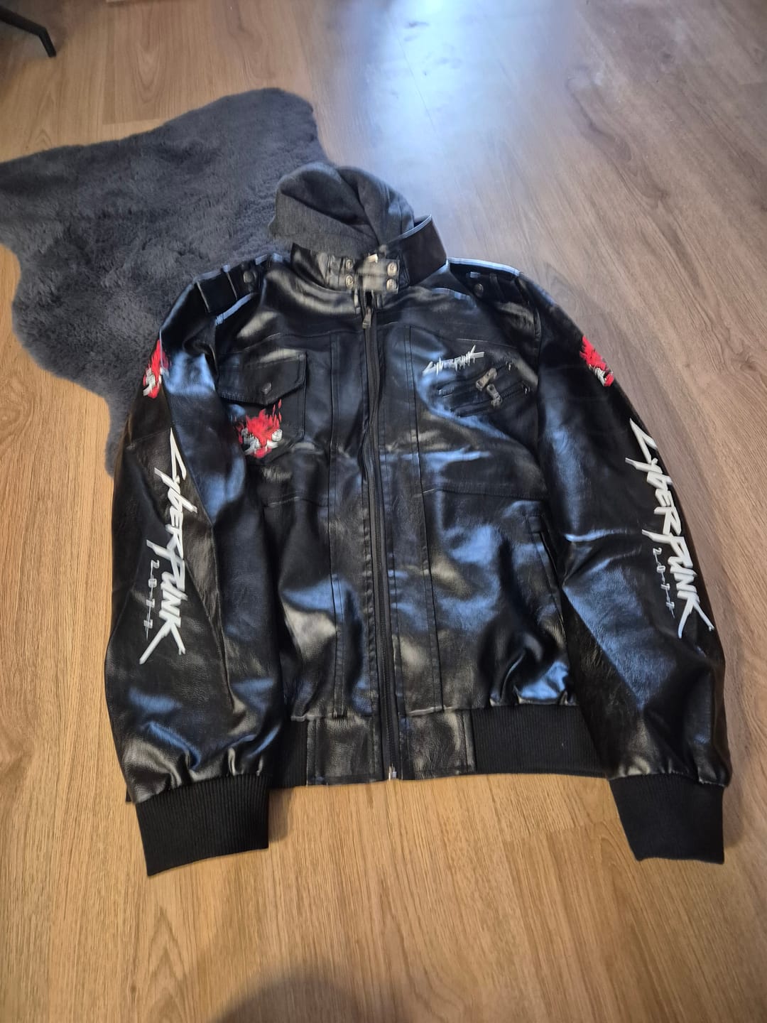Customer photo review of Herren Jacke Cyberpunk 2077 V Jacke für Erwachsene Pullover mit Kaputze