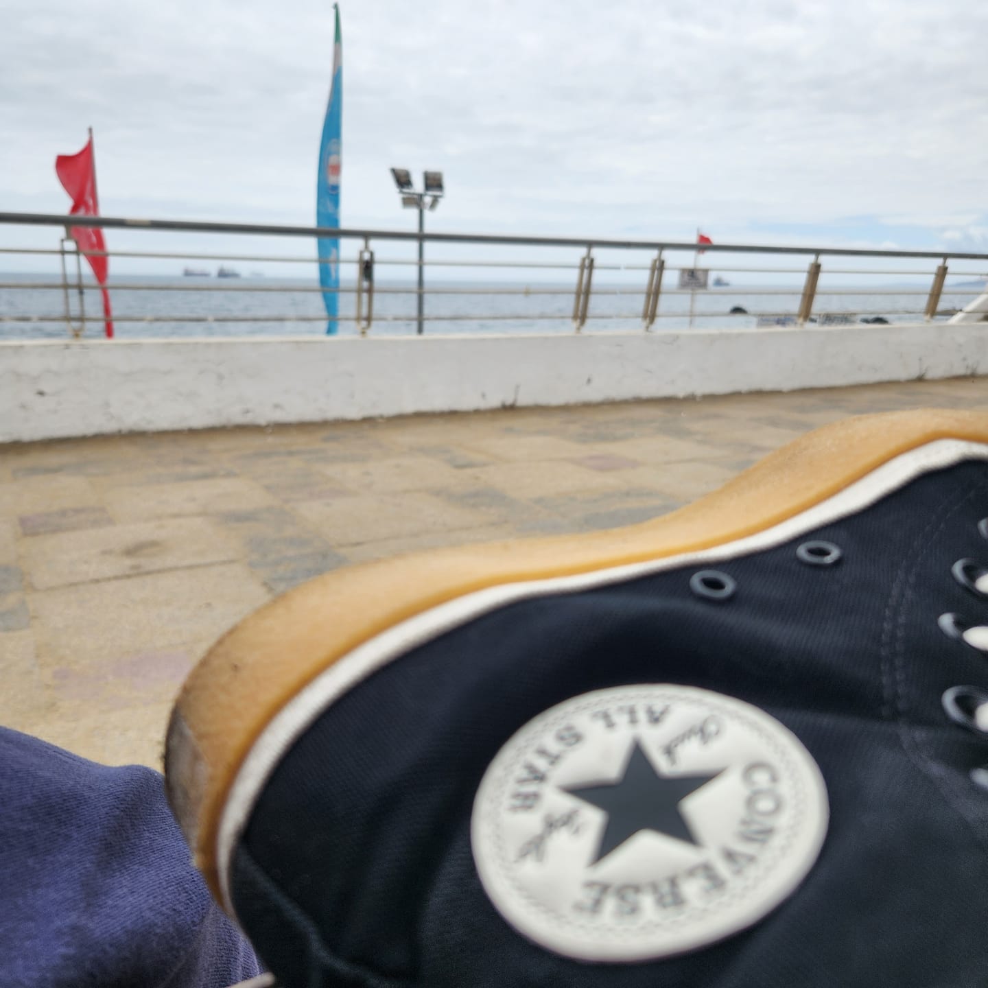Customer photo review of Zapatillas Converse Chuck Taylor Mujer Negro