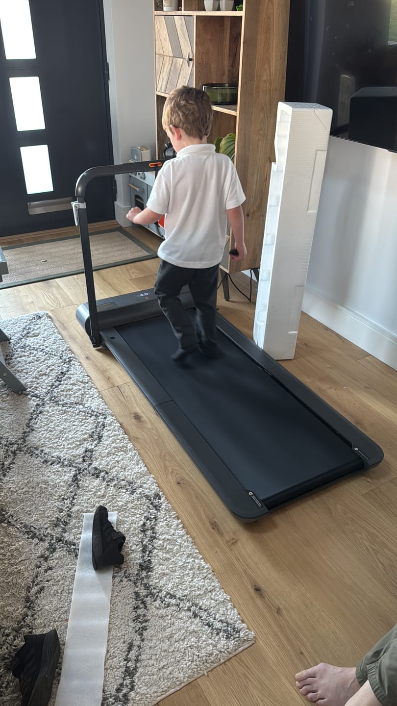 Customer photo review of WalkingPad R1 Pro