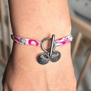 Customer photo review of Bracelet liberty fermoir en T personnalisé médaille gravée