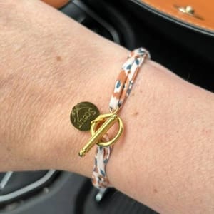 Customer photo review of Bracelet liberty fermoir en T personnalisé médaille gravée