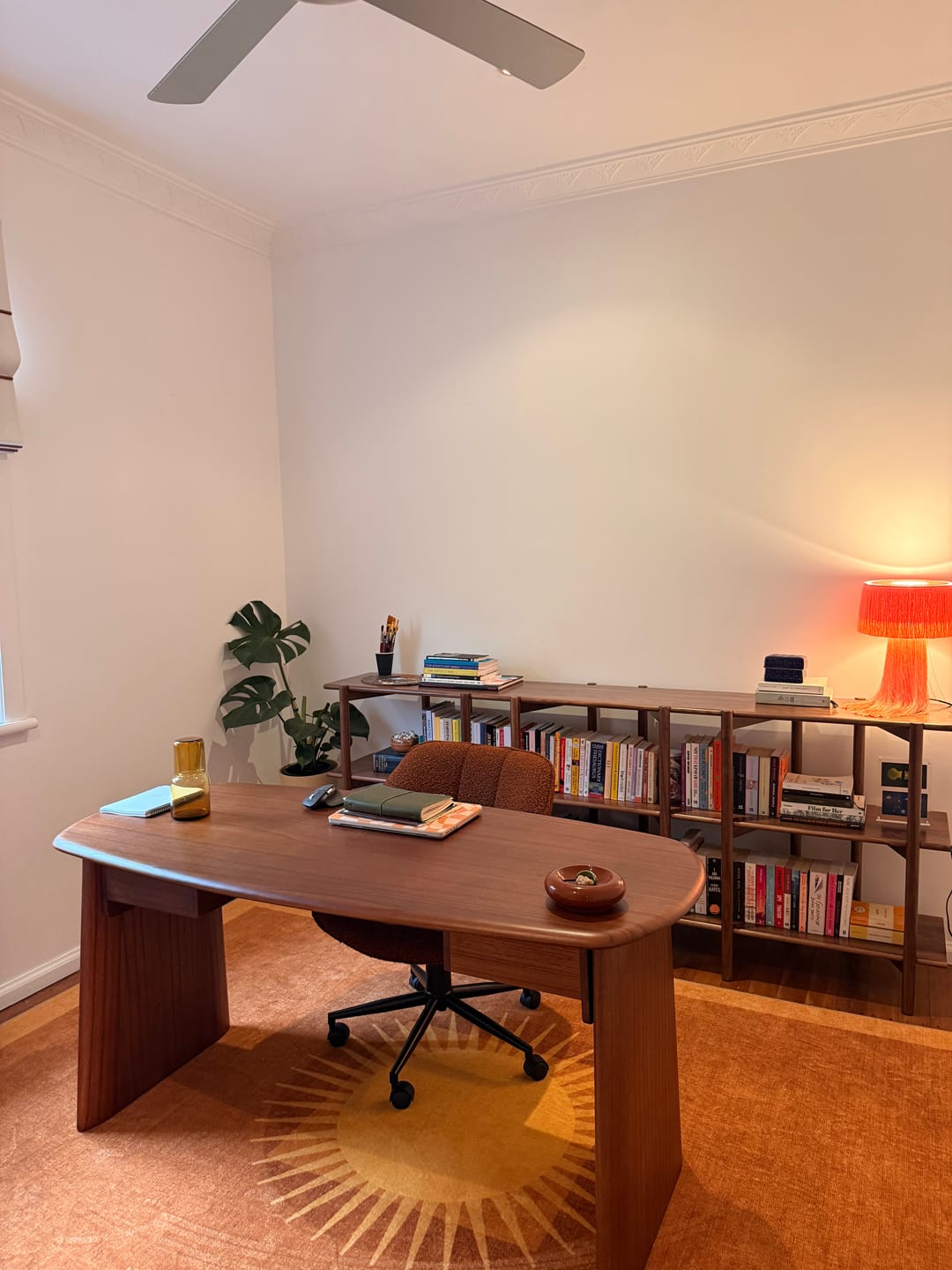 Customer photo review of Monaco Solid Wood Desk 1.5m