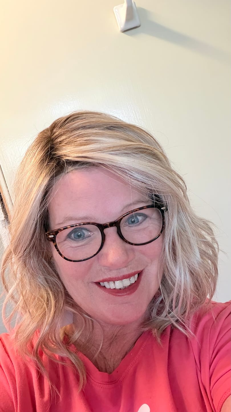 Customer photo review of CAPTURE THIS - Sandy Blonde