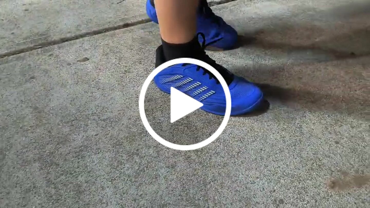 Customer video review of 04603-416-M | HYPERCOURT EXPRESS 3 | DAZZLING BLUE/BLACK/WHITE